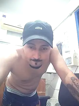 Snapshot of FelippeMarques chatting on November 2025 01:24:01 PM FelippeMarques online show from November 2025 01:24:01 PM