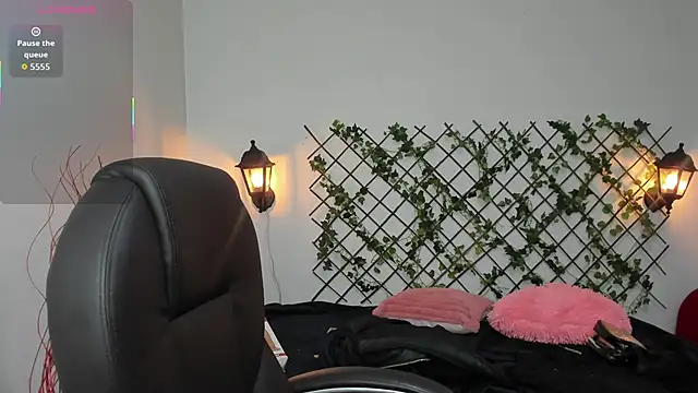 zahra Jalid online show from October 2025 09:50:01 PM