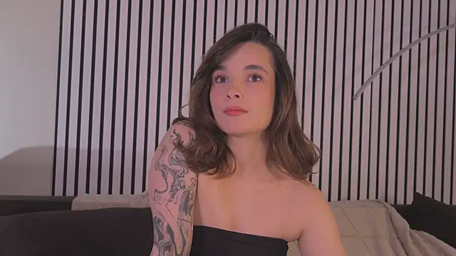 Bella Alita online show from April 2026 08:12:02 PM