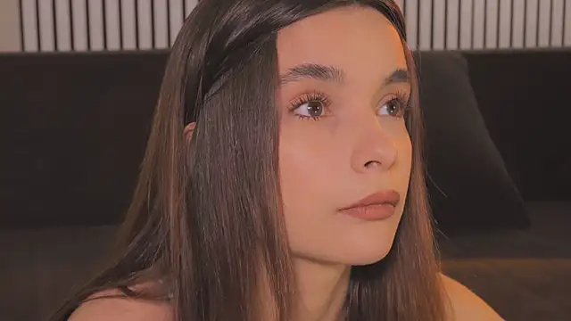 Snapshot of Bella_Alita chatting on May 2026 08:14:02 PM Bella Alita online show from May 2026 08:14:02 PM