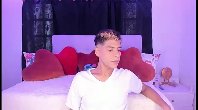 Ethan Boyy online show from February 2025 08:53:02 PM