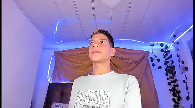 Ethan Boyy online show from March 2025 12:33:02 AM