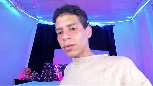 Ethan Boyy online show from July 2026 03:31:02 PM