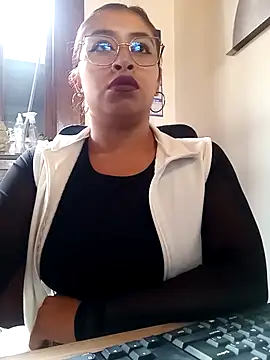 AnonymousGirl online show from October 2025 02:39:02 PM