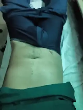 Snapshot of Inglphons chatting on April 2026 09:58:01 AM Inglphons online show from April 2026 09:58:01 AM