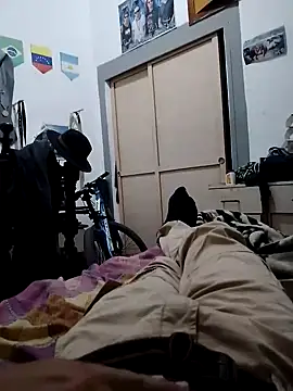 Snapshot of alejo5288 chatting on September 2025 03:30:02 AM alejo5288 online show from September 2025 03:30:02 AM