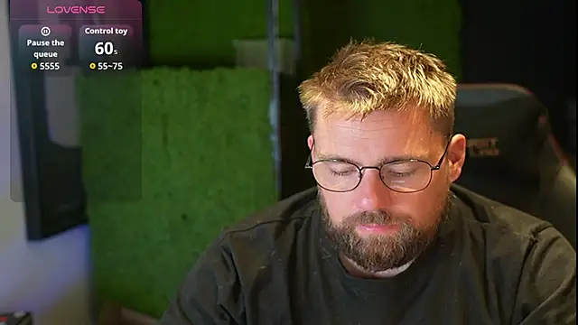 justinitt online show from October 2025 08:12:01 AM