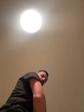 Snapshot of derbyo chatting on February 2025 09:29:01 PM derbyo online show from February 2025 09:29:01 PM