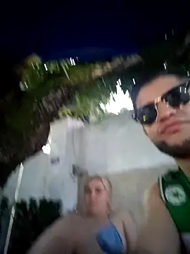 Snapshot of im_dominik chatting on February 2026 11:23:02 PM im dominik online show from February 2026 11:23:02 PM