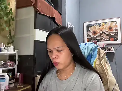 SophiaCourthaway online show from December 2025 09:48:01 AM