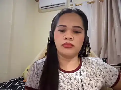 SophiaCourthaway online show from June 2026 08:09:02 AM