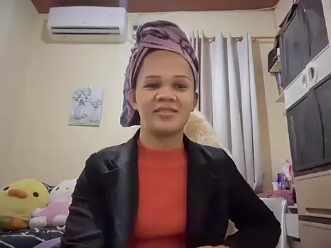 SophiaCourthaway online show from July 2026 10:43:01 AM