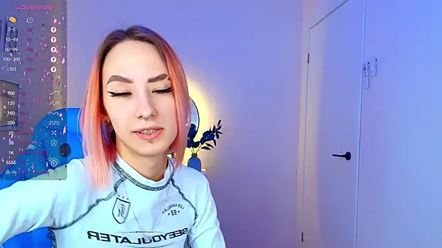 Snapshot of Kar1_na_ chatting on March 2025 08:13:01 AM Kar1 na online show from March 2025 08:13:01 AM