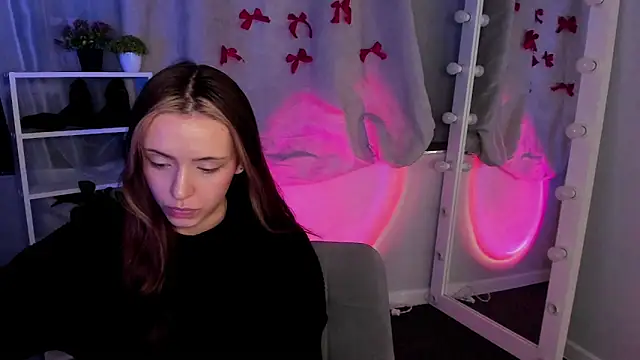 Sahara Shields online show from March 2025 01:18:01 PM