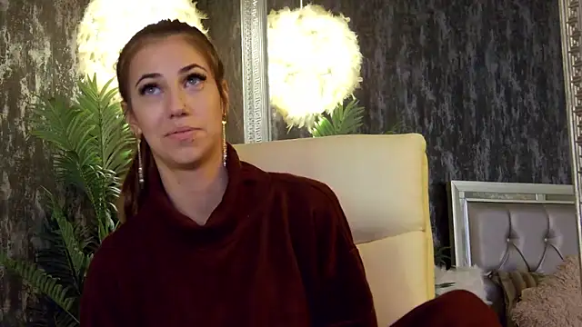 Snapshot of KeylaBlair chatting on November 2025 08:19:01 PM KeylaBlair online show from November 2025 08:19:01 PM