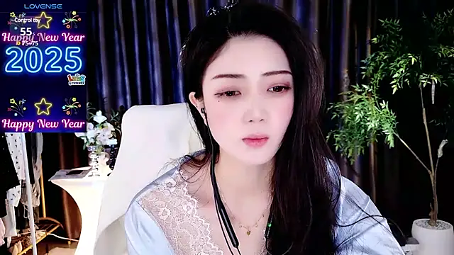 miaomiao-777 online show from February 2025 05:04:02 PM