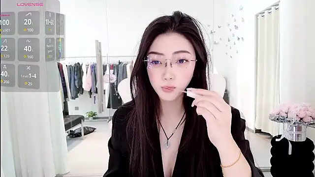 miaomiao-777 online show from February 2026 04:55:02 AM