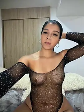 IslaBlaze online show from May 2026 07:34:01 PM