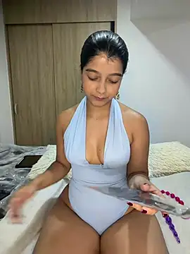 IslaBlaze online show from July 2026 02:20:02 AM