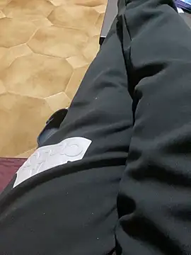 sempreilmio2 online show from February 2025 11:57:02 PM