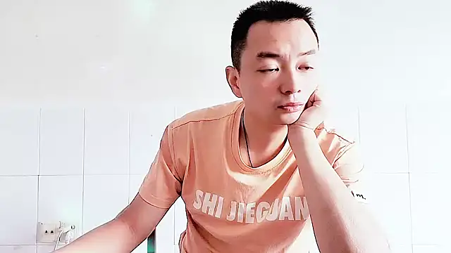 Snapshot of swg176 chatting on September 2025 01:20:02 AM swg176 online show from September 2025 01:20:02 AM