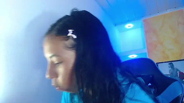 Miss sparkle00 online show from October 2025 04:24:01 AM