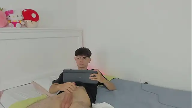 connor and angel online show from April 2026 01:17:01 AM