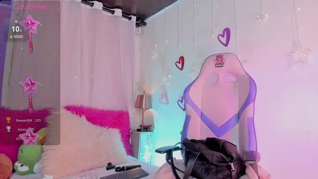 Snapshot of emma_soffia_ chatting on March 2025 12:00:02 AM emma soffia online show from March 2025 12:00:02 AM