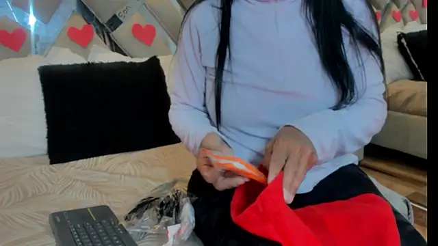 Snapshot of raquell_moore chatting on February 2025 07:23:01 AM raquell moore online show from February 2025 07:23:01 AM