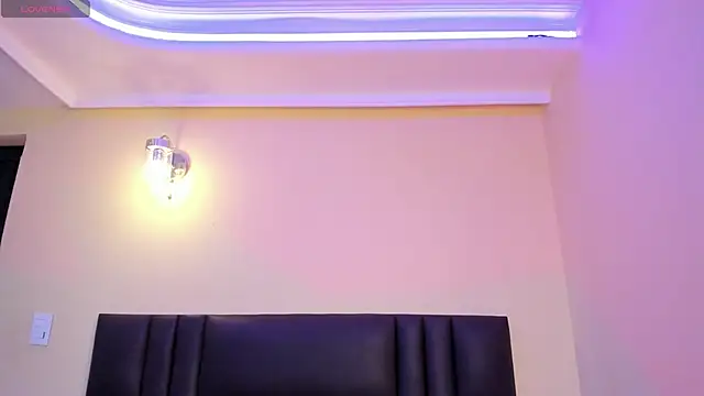 alicia carr online show from February 2025 02:07:02 AM