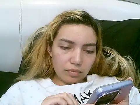 Snapshot of VittoriaTaylor chatting on October 2025 07:05:01 PM VittoriaTaylor online show from October 2025 07:05:01 PM