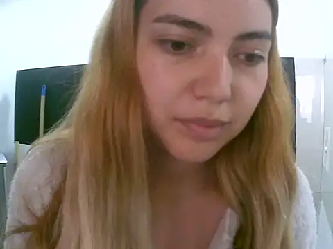 Snapshot of VittoriaTaylor chatting on November 2025 09:36:02 PM VittoriaTaylor online show from November 2025 09:36:02 PM