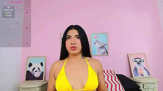 Snapshot of NicolettaLima chatting on February 2025 04:33:02 AM NicolettaLima online show from February 2025 04:33:02 AM