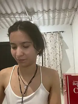 Bella still online show from March 2025 01:32:01 AM