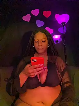 Snapshot of xoxoHotCoCo chatting on February 2026 12:37:02 PM xoxoHotCoCo online show from February 2026 12:37:02 PM