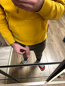 Klaus298 online show from December 2025 04:03:01 PM