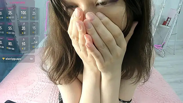 novaaskyy online show from May 2026 02:25:02 PM