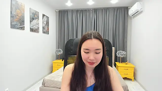 AnnaReyla online show from February 2025 04:45:02 PM