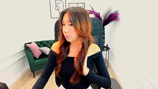 AnnaReyla online show from October 2025 11:18:02 AM