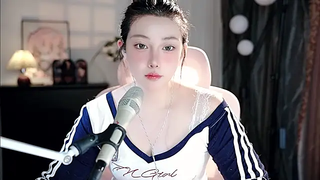 Dou-Dou-er online show from September 2025 11:57:01 AM