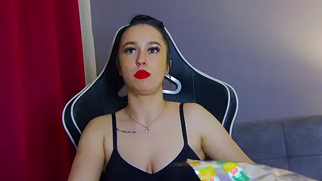 Eva Lovvia  online show from February 2025 01:42:01 AM