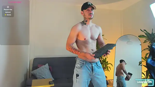 Salvatore costa online show from September 2025 04:27:01 AM