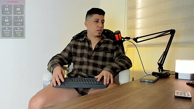 Fraannco online show from January 2025 01:59:02 PM