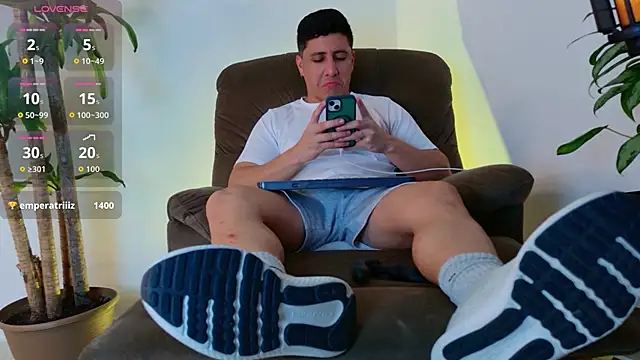 Fraannco online show from October 2025 09:10:02 PM