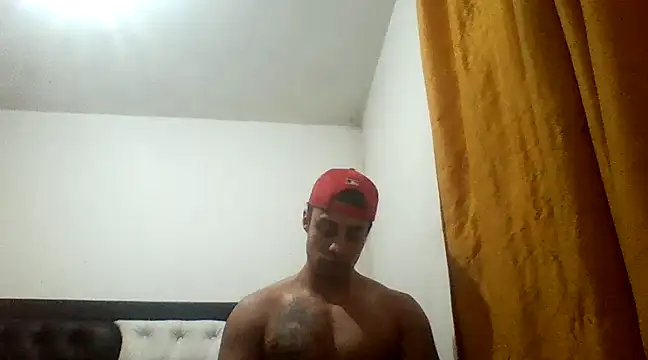 Snapshot of davidcr89 chatting on January 2025 04:27:01 AM davidcr89 online show from January 2025 04:27:01 AM