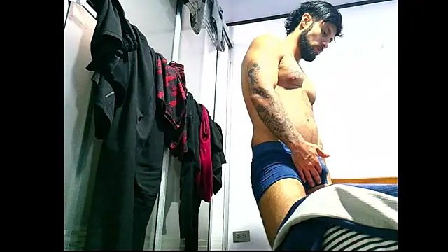 davidcr89 online show from May 2026 06:26:01 PM