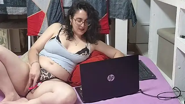 SiperinoLossado online show from April 2026 10:43:02 PM