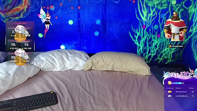 Snapshot of lucie_petite chatting on December 2025 07:53:02 PM lucie petite online show from December 2025 07:53:02 PM