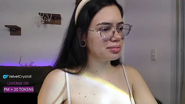 crystalll room online show from October 2025 07:39:01 AM