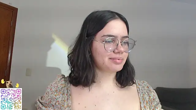crystalll room online show from July 2026 01:57:01 AM